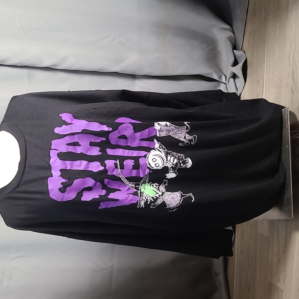Nightmare before Christmas long sweater SZ L STAY WEIRD